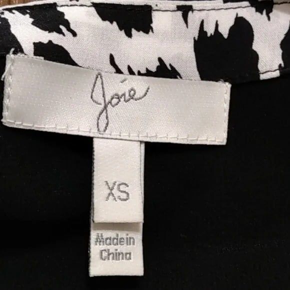 Joie Tank Blouse XS Corette Silk Black White Animal Print Sleeveless Sheer Back - Picture 5 of 8